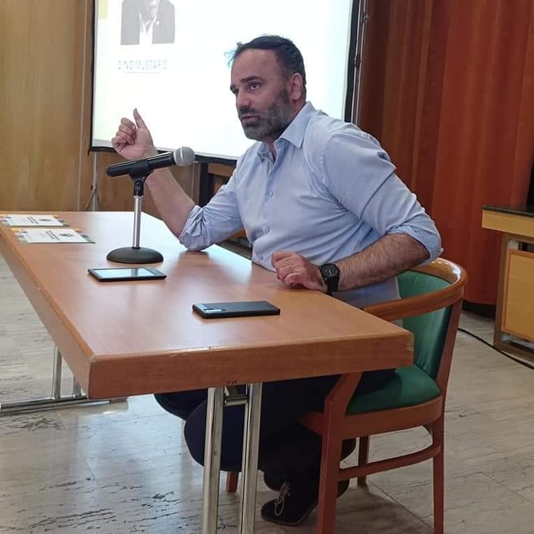 Umjetnička praksa u službi suočavanja sa prošlošću